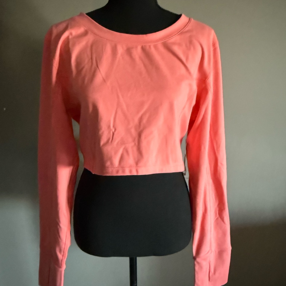 MONO B open back Crop Top